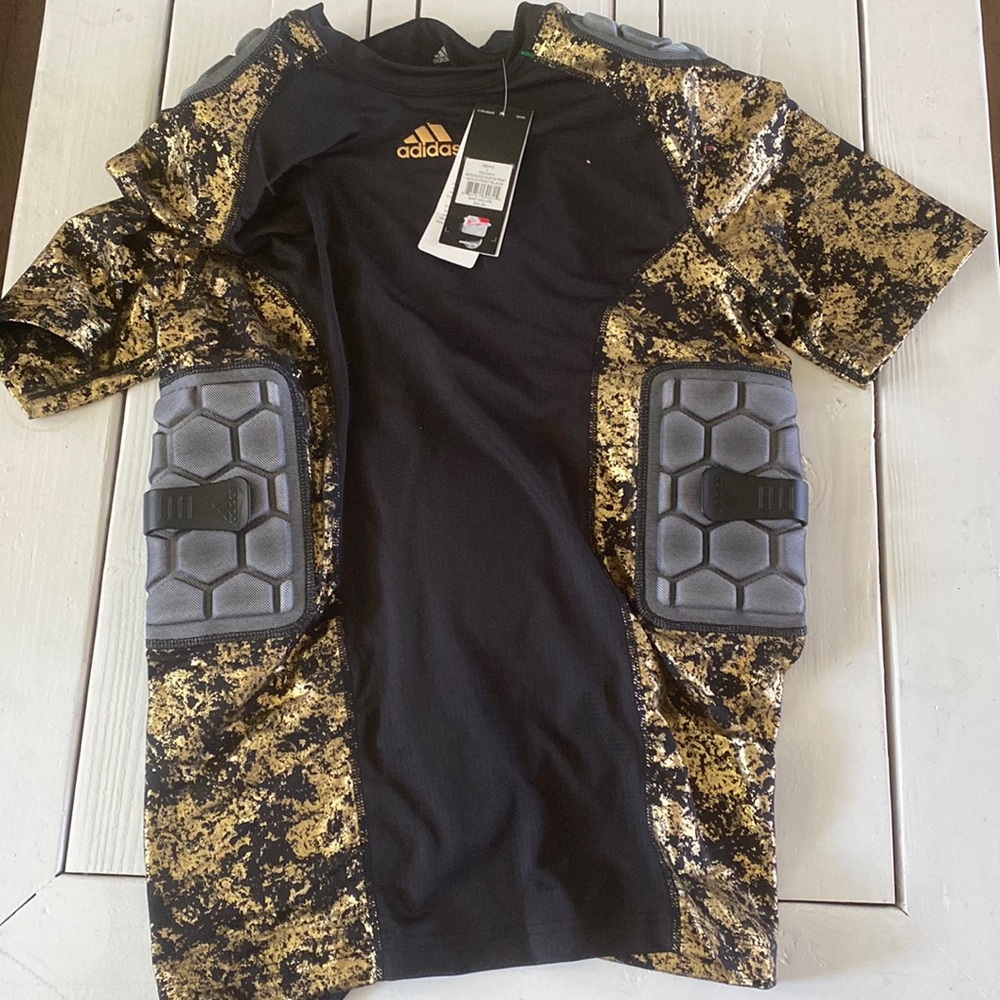 Adidas techfit size L